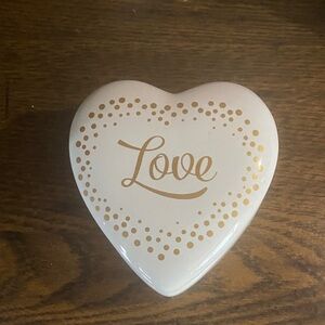 Roaman's White and Gold Heart Accent